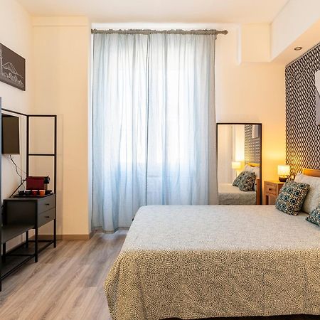 Livorno Central And Modern 2 Apts & 1 Room! Екстер'єр фото
