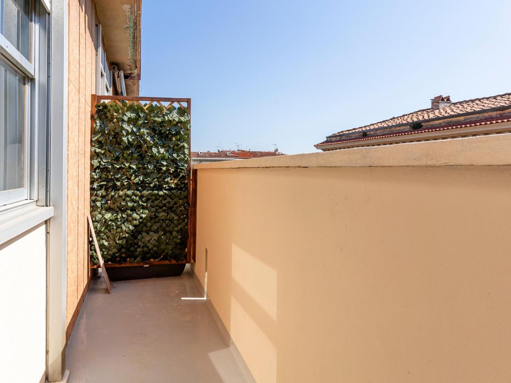 Livorno Central And Modern 2 Apts & 1 Room! Екстер'єр фото