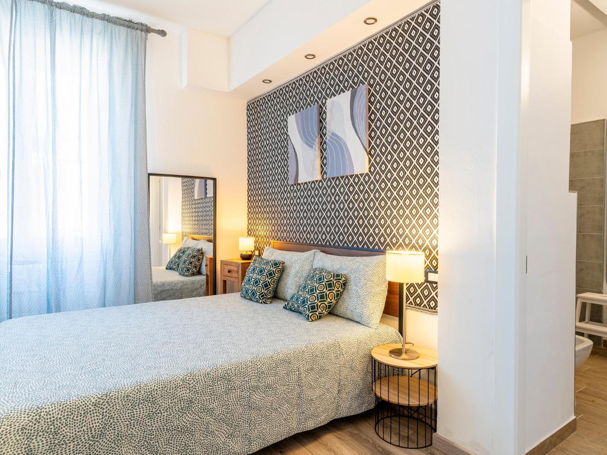 Livorno Central And Modern 2 Apts & 1 Room! Екстер'єр фото
